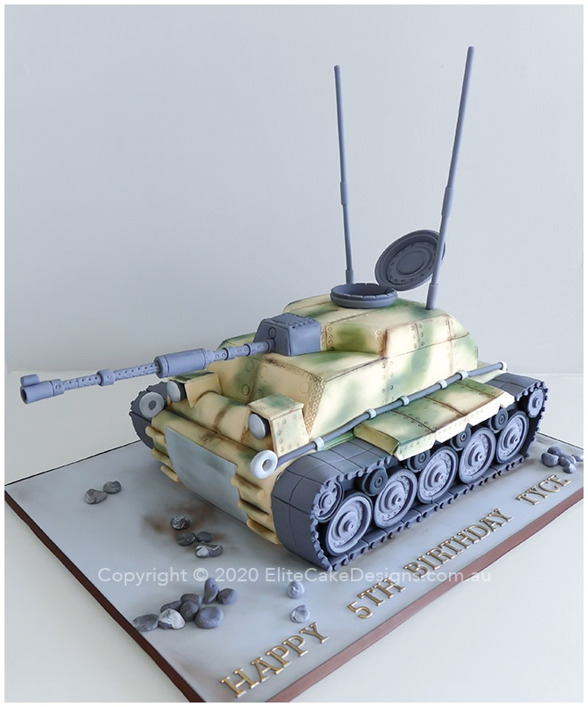 Army tank birthday cake